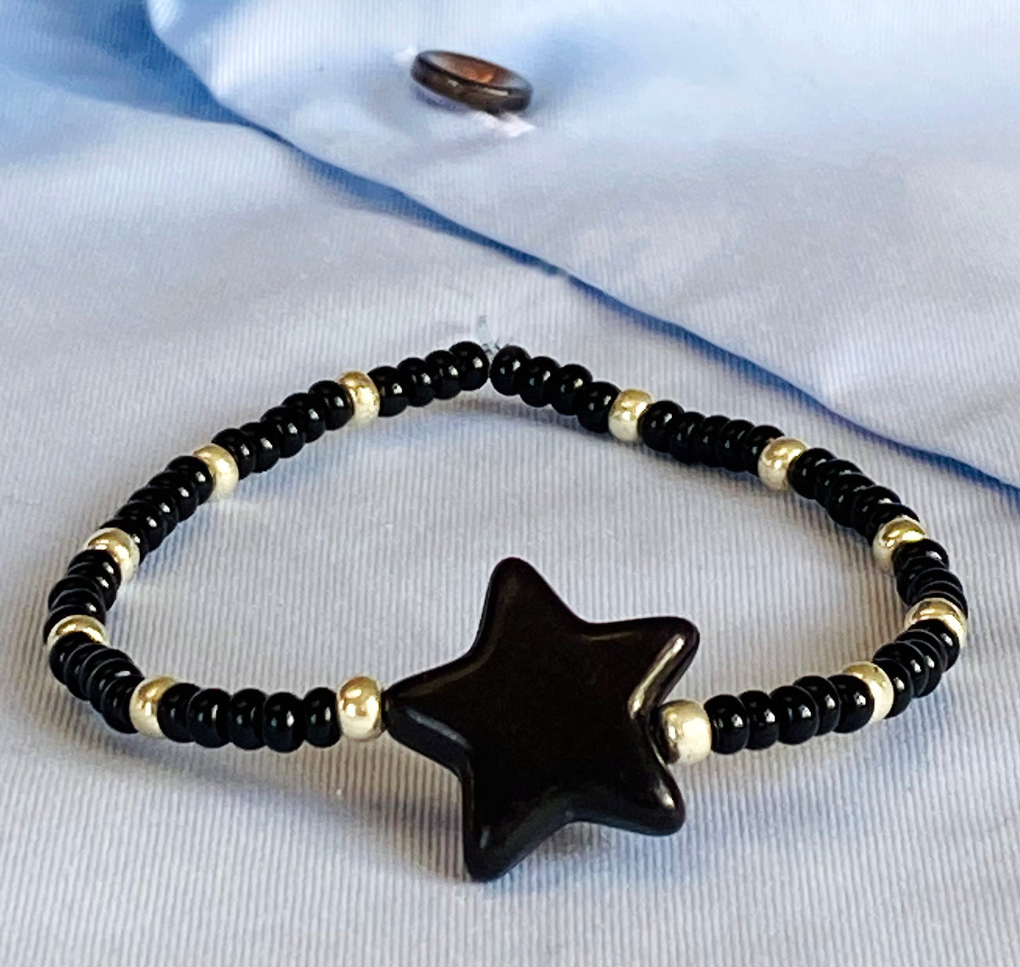 Armband svart och silver